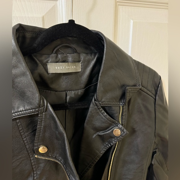 Black leather Jacket - Picture 3 of 4